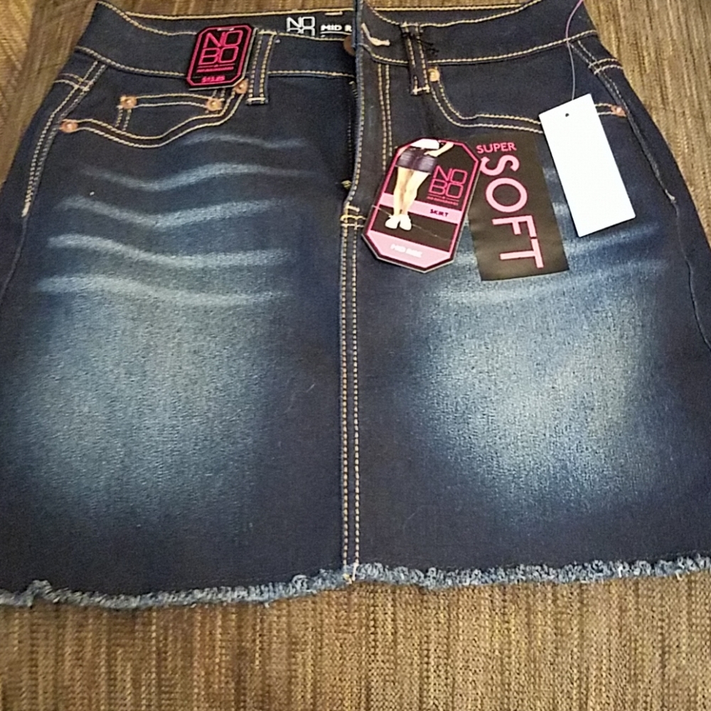 Denim skirt